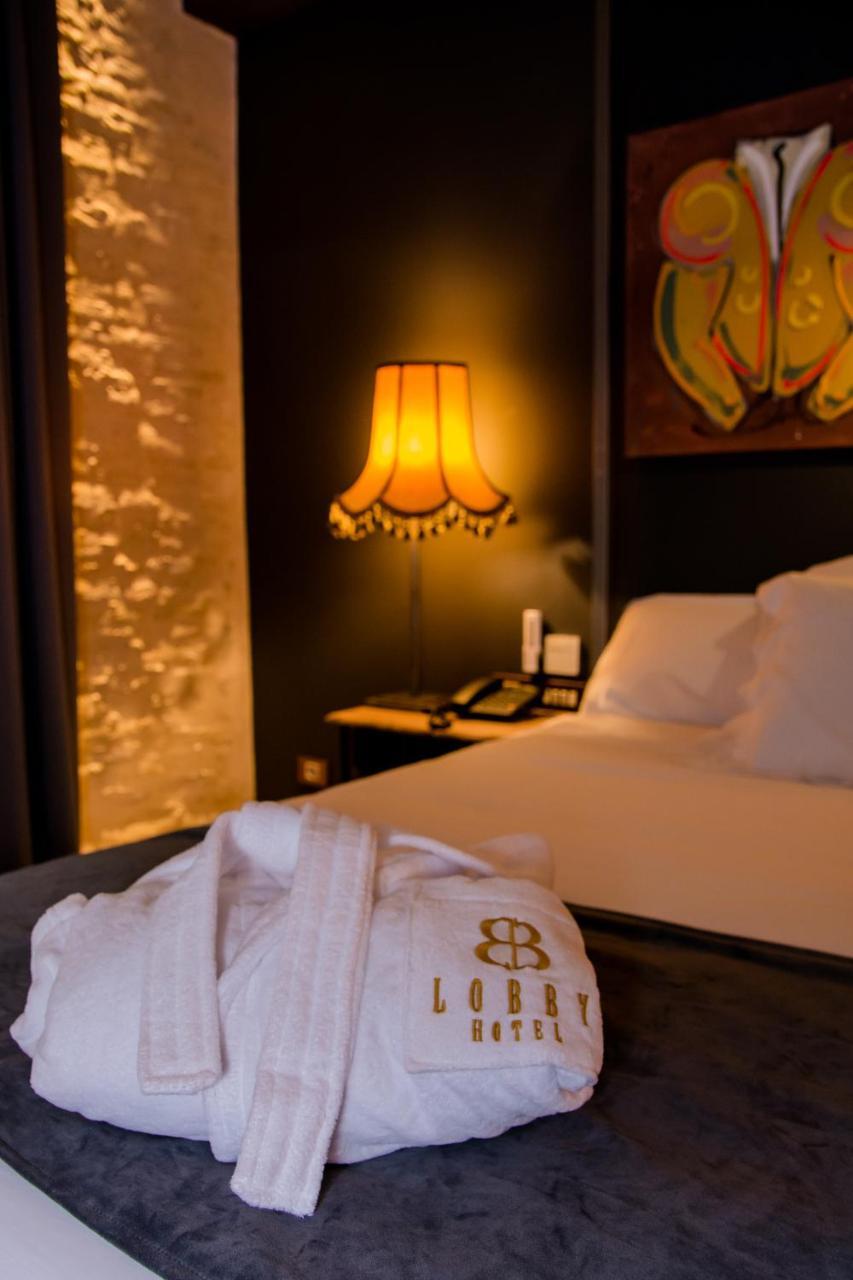 Hotel Lobby 5*
